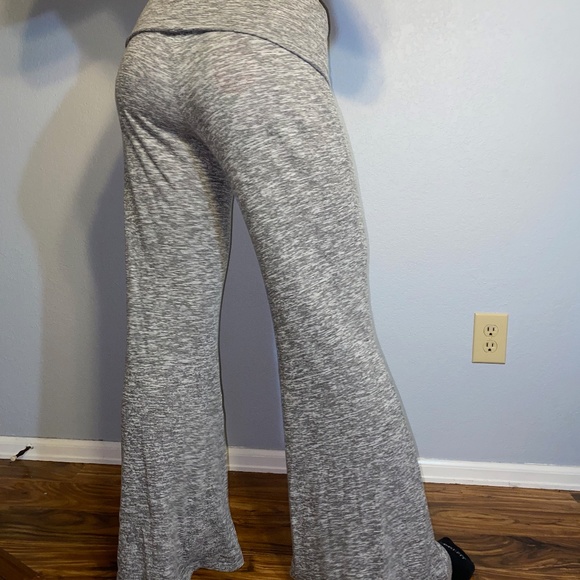 Grey Juicy Couture Sweatpants (little use) - Picture 3 of 5